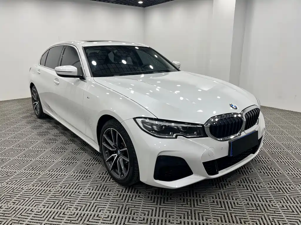 BMW 3 Series 2022