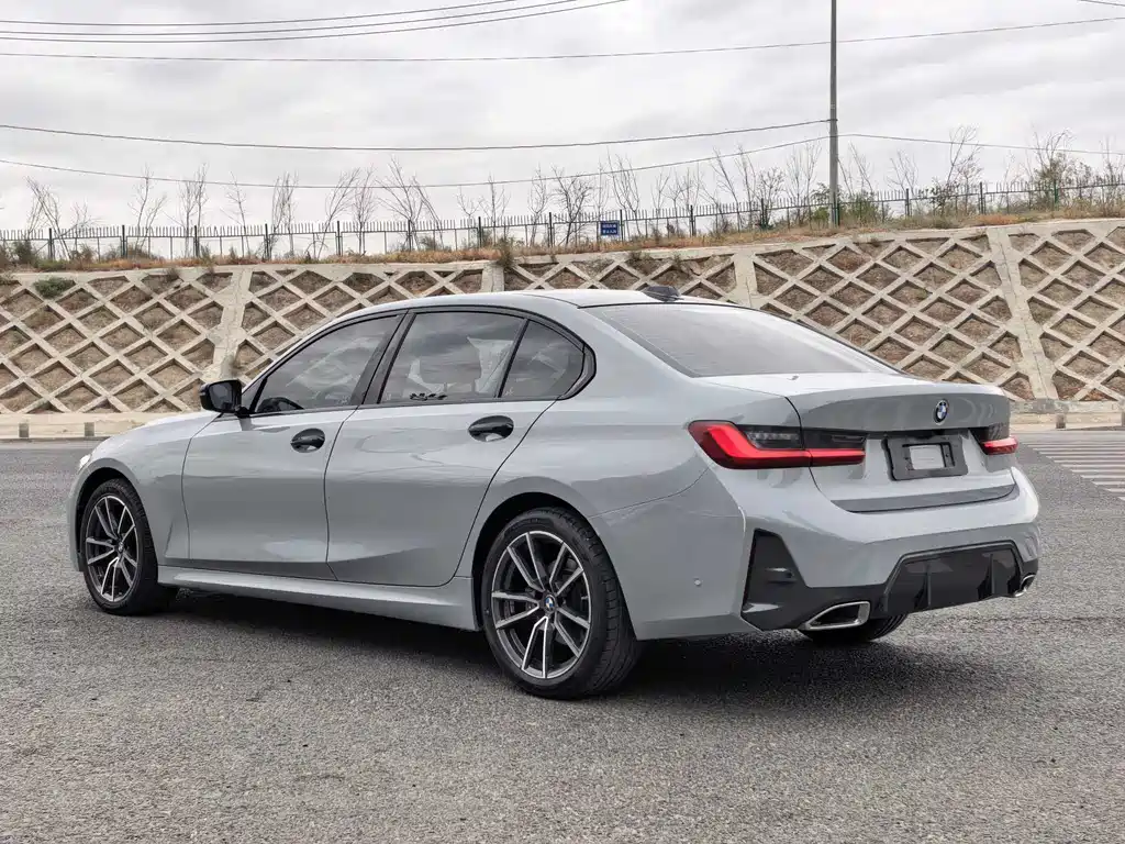 BMW 3 Series 2024