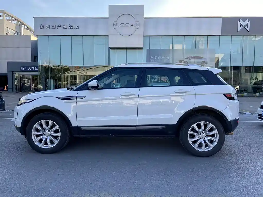 Land Rover Evoque 2015 — фото 5