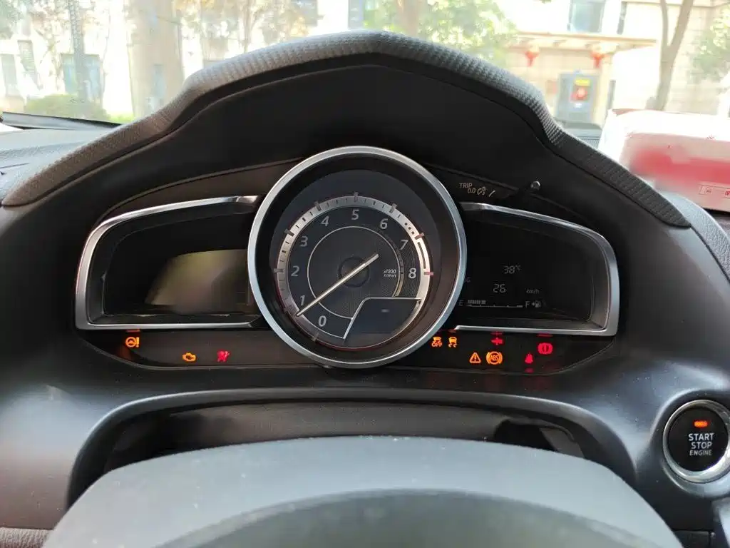 Mazda 3 Axela 2014