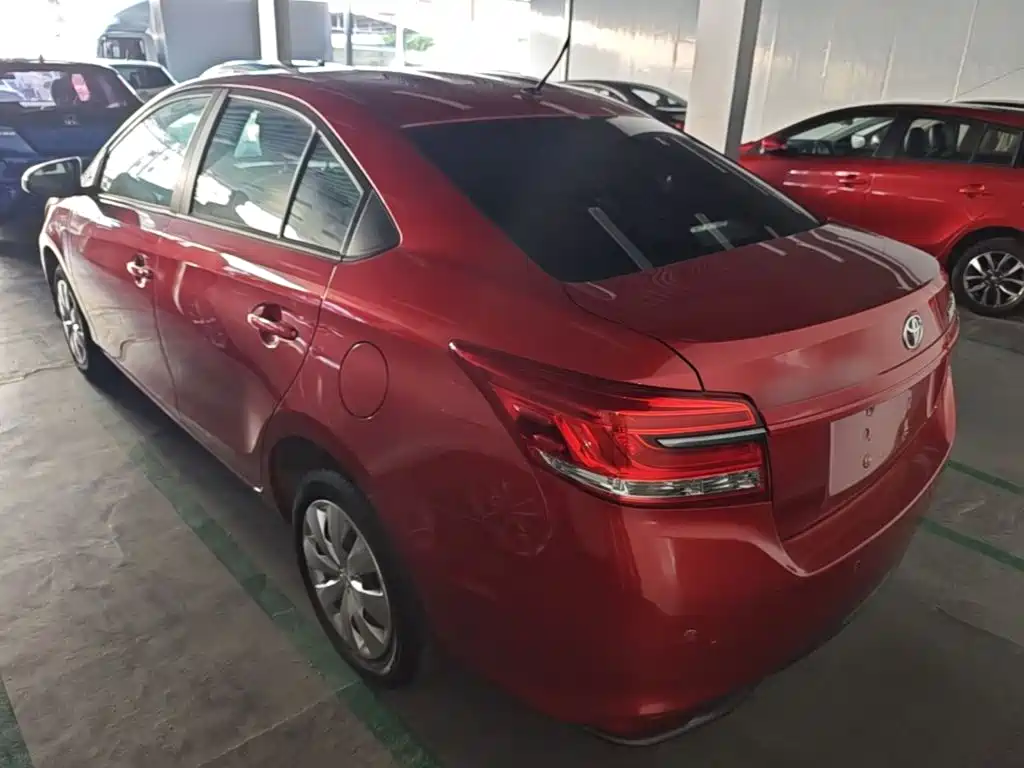 Toyota Yaris L 2019