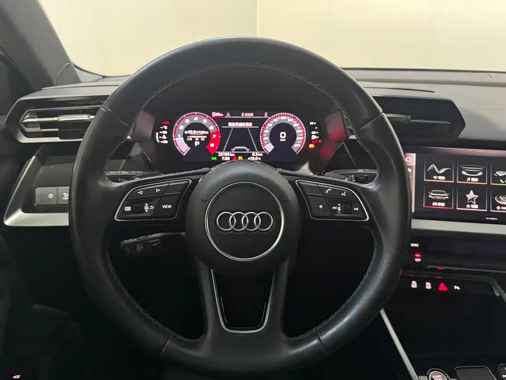 Audi A3 2022 — фото 11