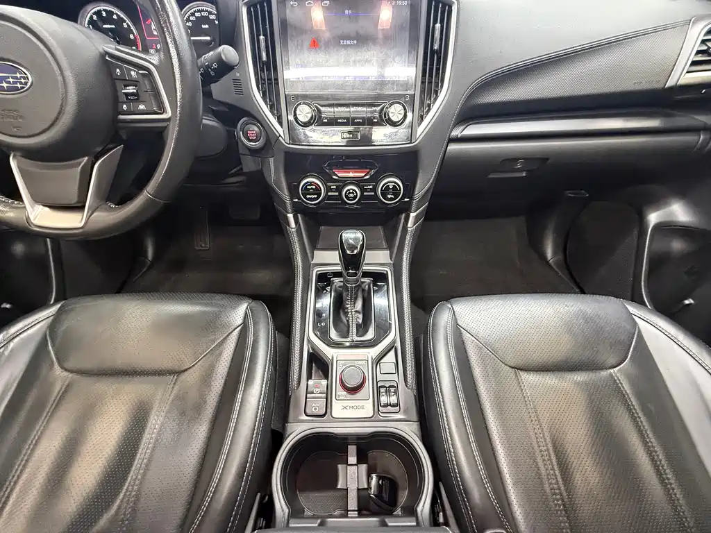 Subaru Forester 2021 — фото 23