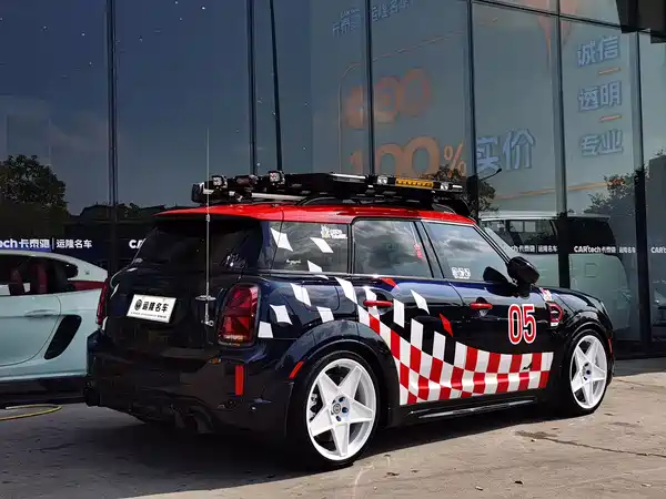 MINI JCW COUNTRYMAN 2021