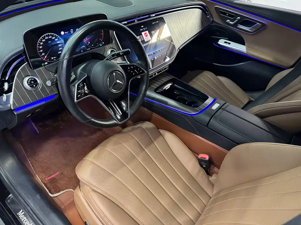 Mercedes-Benz E-Class 2024