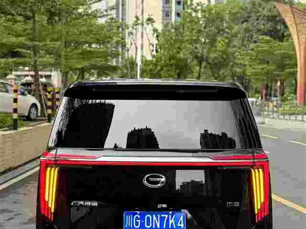 GAC Trumpchi M8 2022 — фото 4