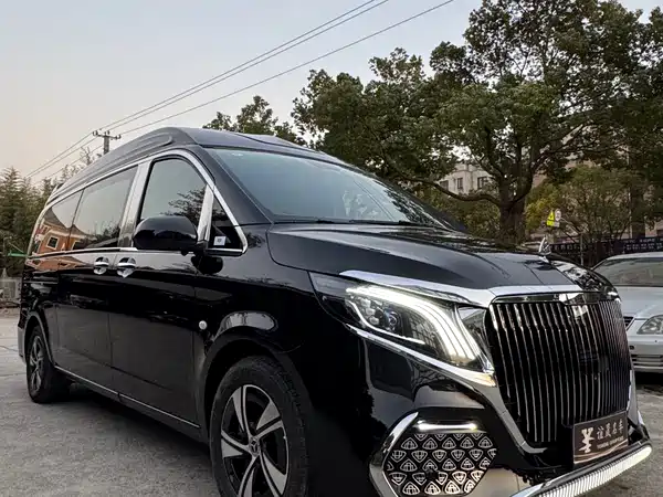 Mercedes-Benz Vito 2024