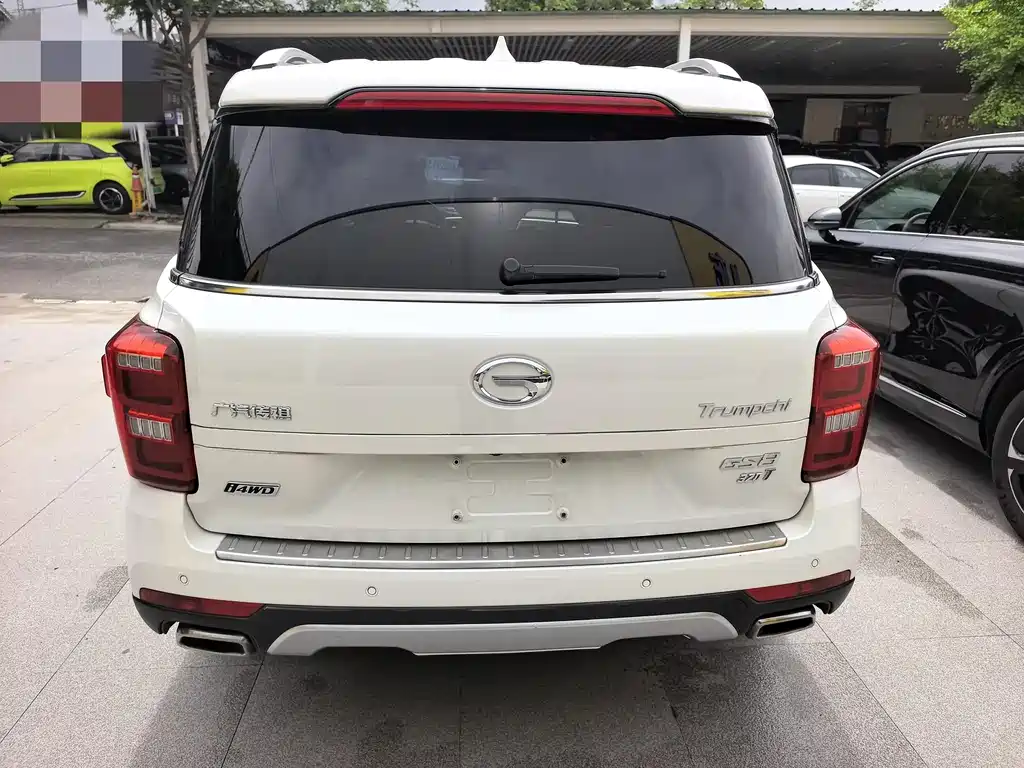 GAC Motor Trumpchi GS8 2018 — фото 17