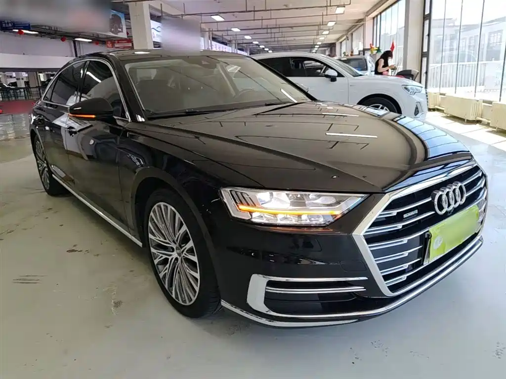 Audi A8 2020 — фото 4