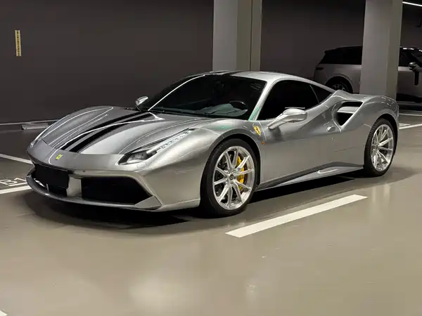 Ferrari 488 2019