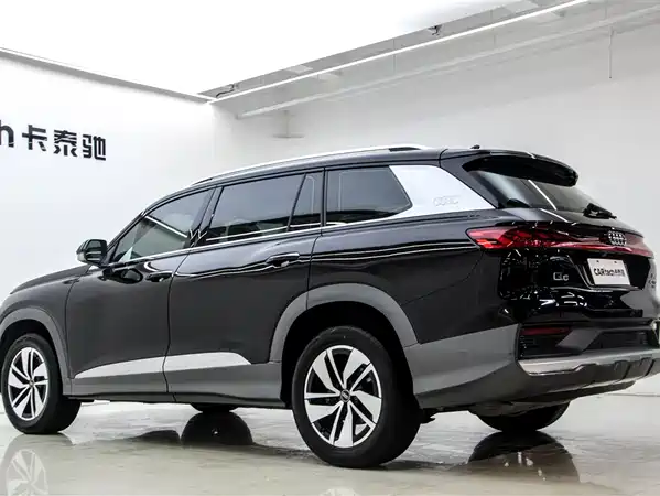 Audi Q6 2024