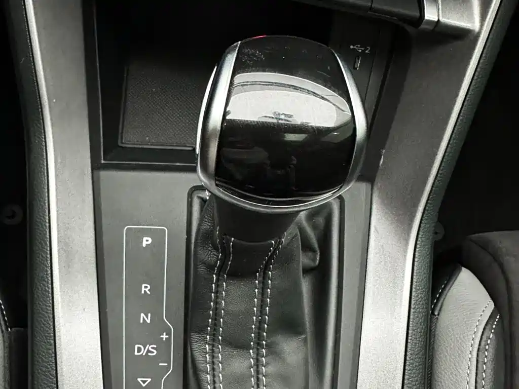 Audi Q3 2021 — фото 13