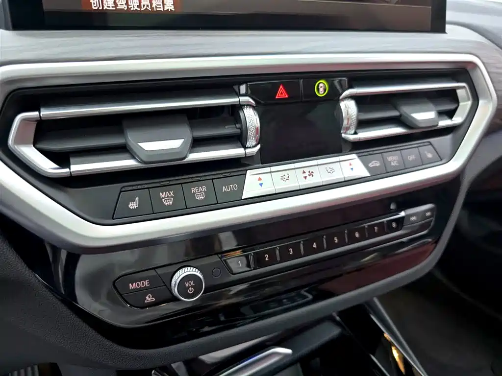 BMW X3 2022 — фото 11