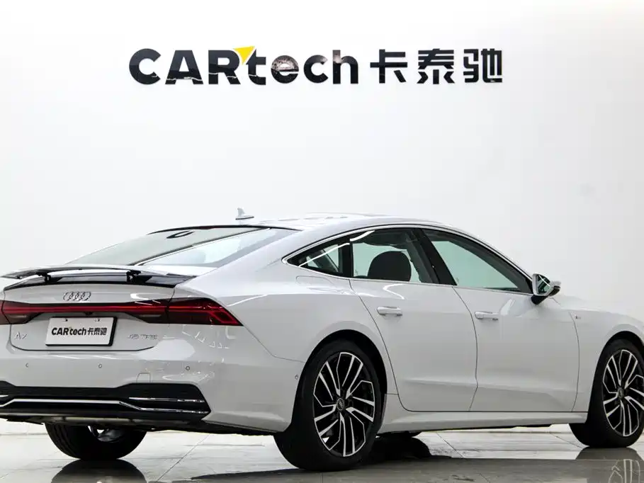 Audi A7 2025 — фото 6
