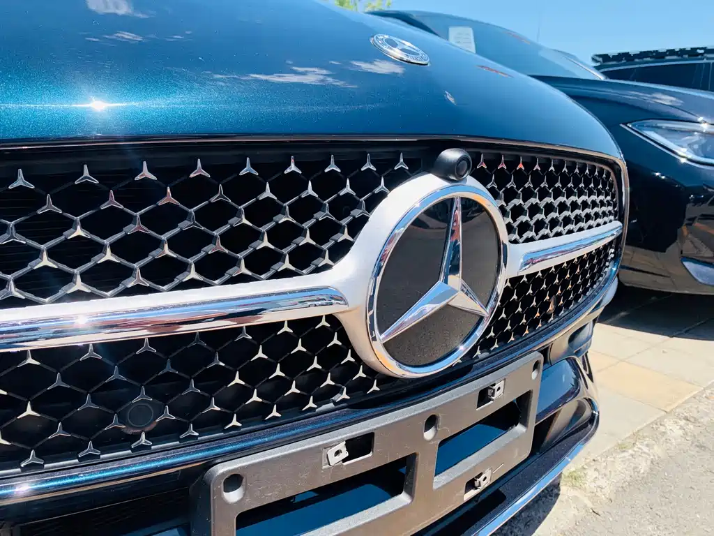Mercedes-Benz C-Class 2023 — фото 16