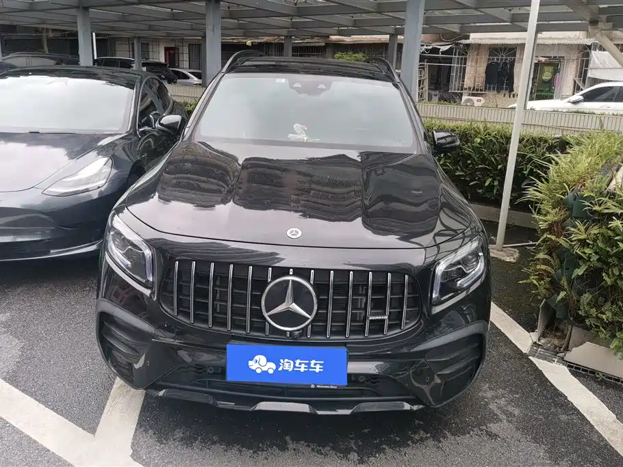 Mercedes-Benz GLB AMG 2023 — фото 2