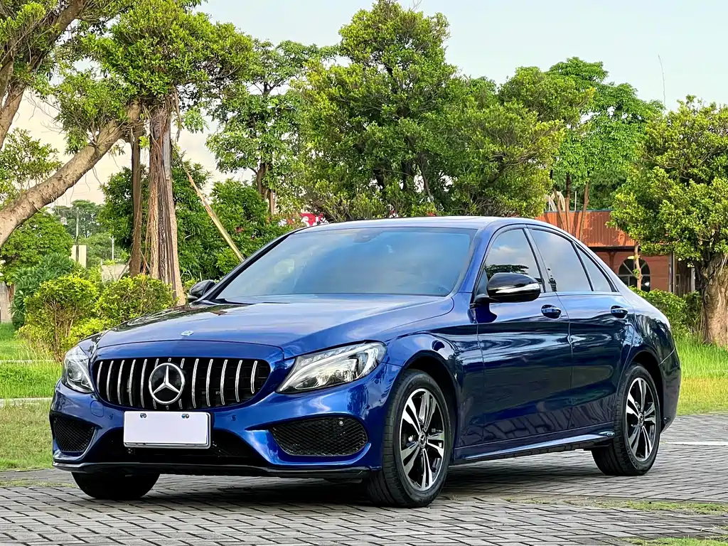Mercedes-Benz C-Class 2017