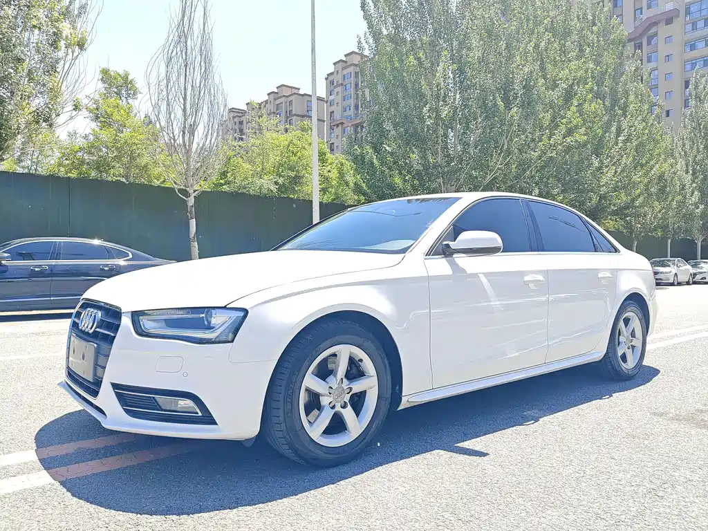 Audi A4L 2015 — фото 3