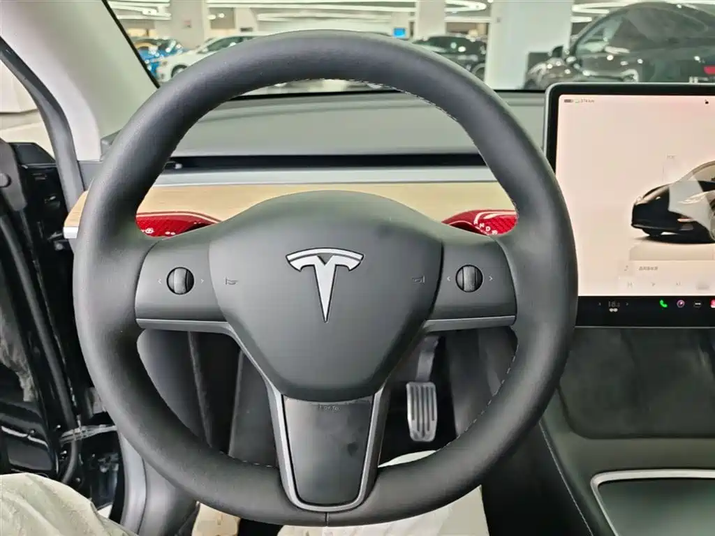 Tesla Model Y 2022 — фото 7