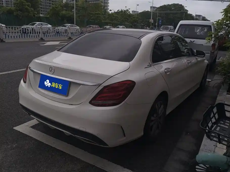 Mercedes-Benz C-Class 2018