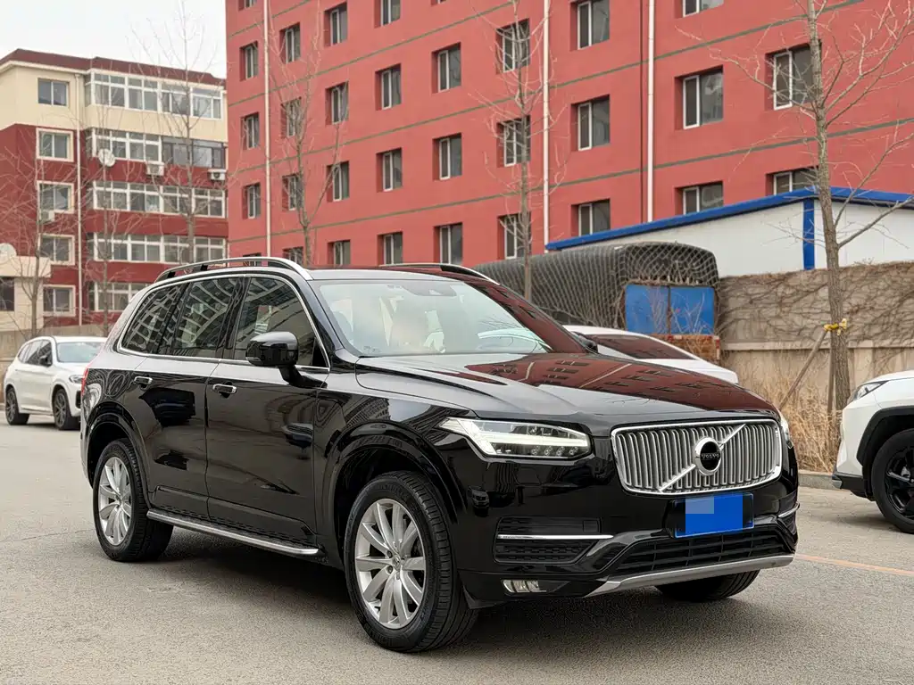 Volvo XC90 2017 — фото 3