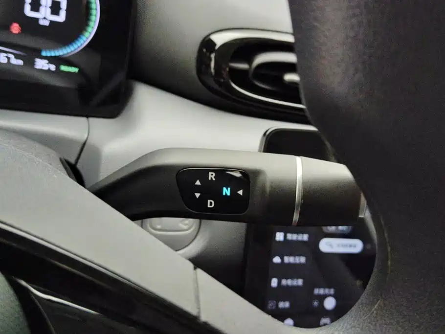 Leapmotor Zero Running T03 2025 — фото 16