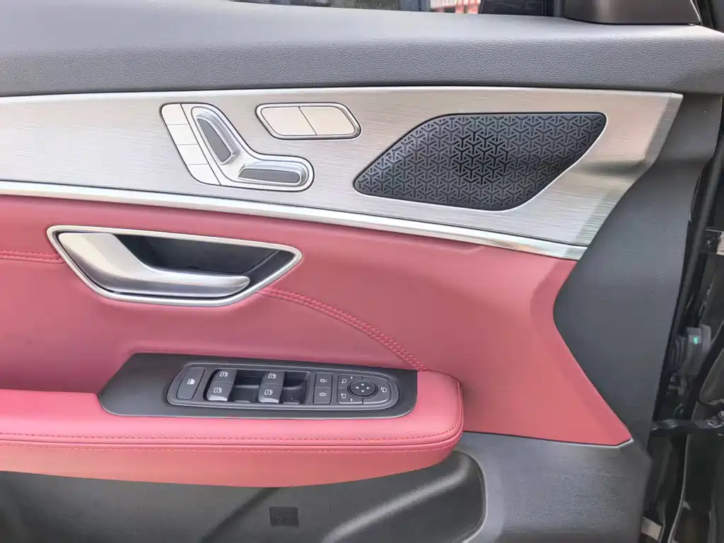 Jetour X70 PLUS 2025 — фото 15