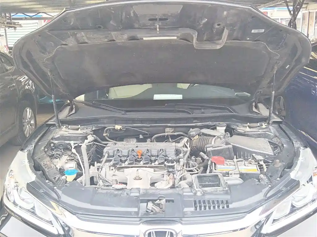 Honda Accord 2017 — фото 15