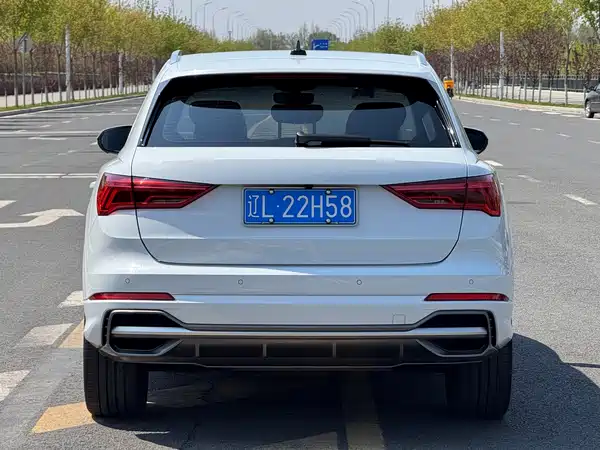 Audi Q3 2021