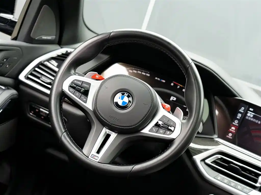 BMW X5 M 2022 — фото 16