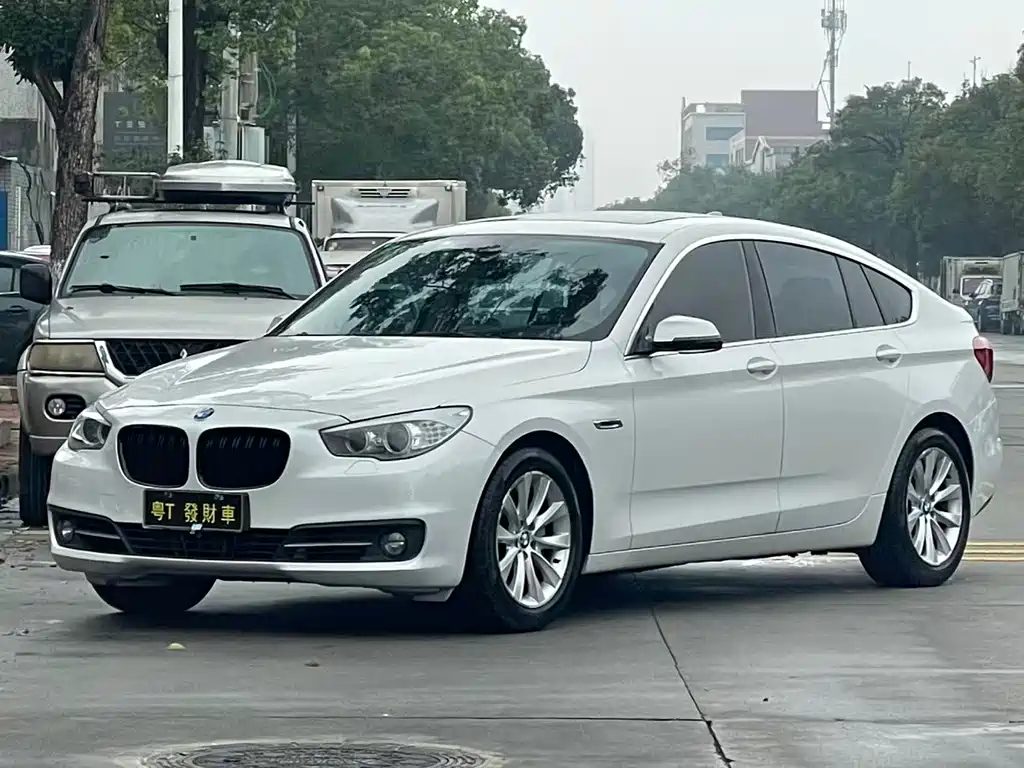 BMW 5 Series GT 2016