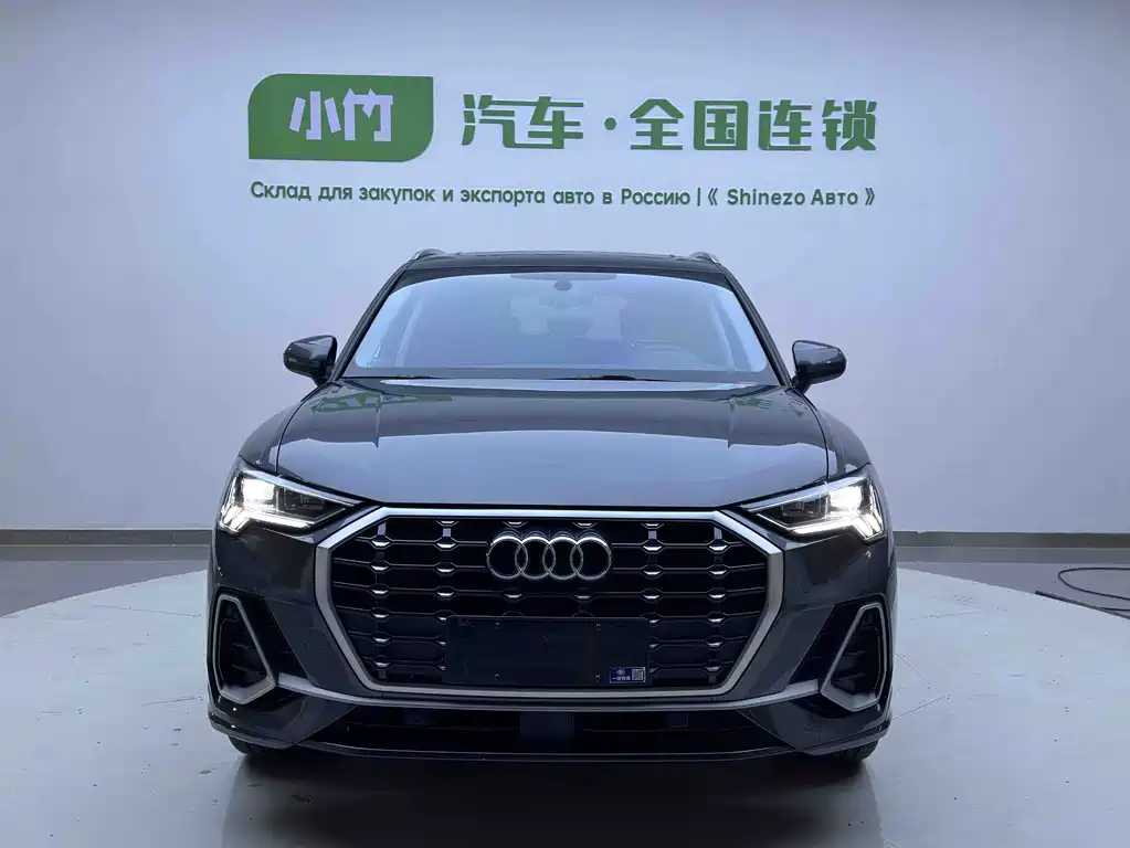 Audi Q3 2022 — фото 2