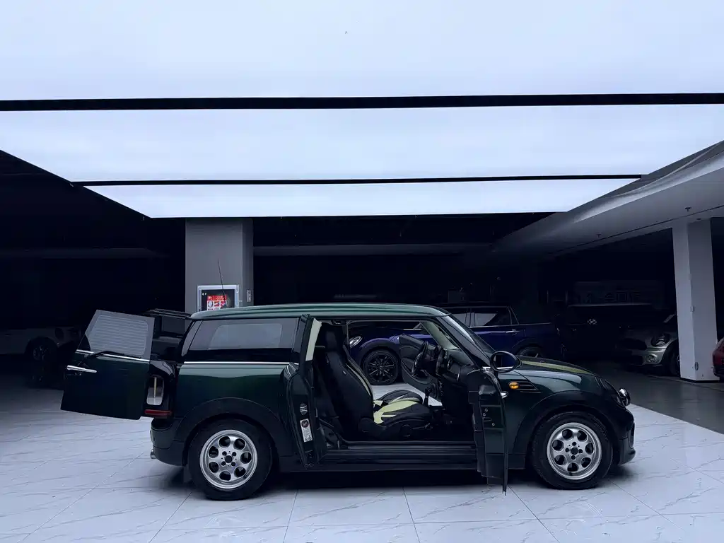 MINI Clubman 2014