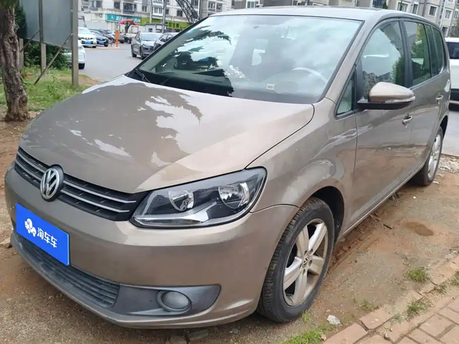 Volkswagen Touran 2016