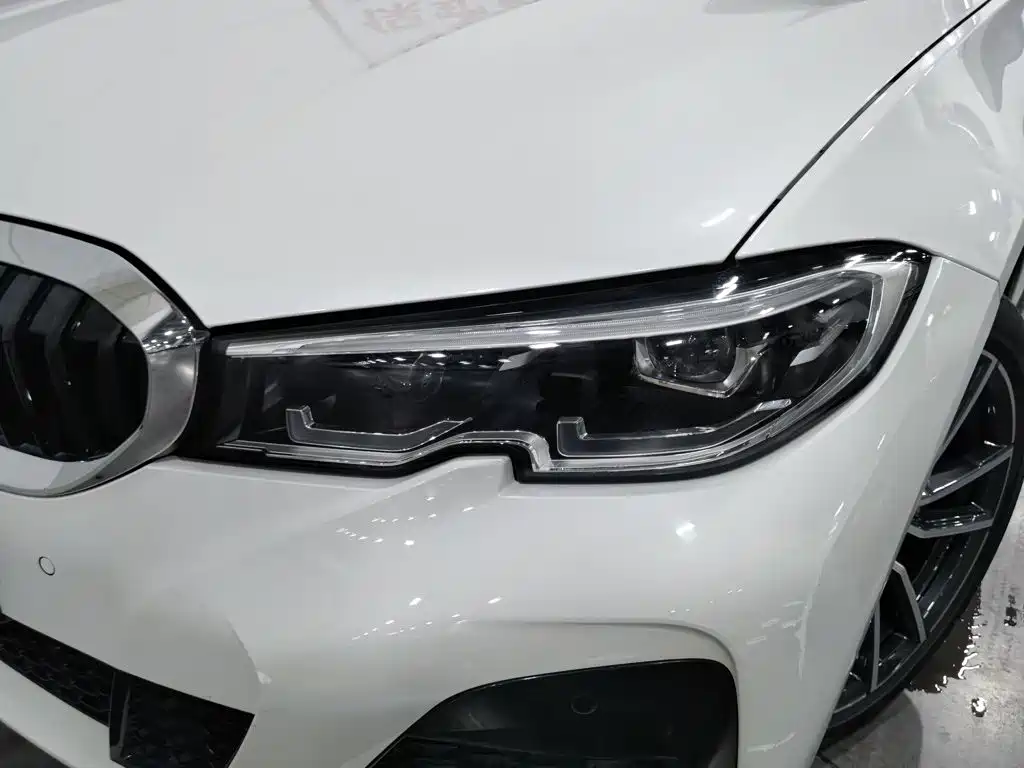 BMW 3 Series 2021
