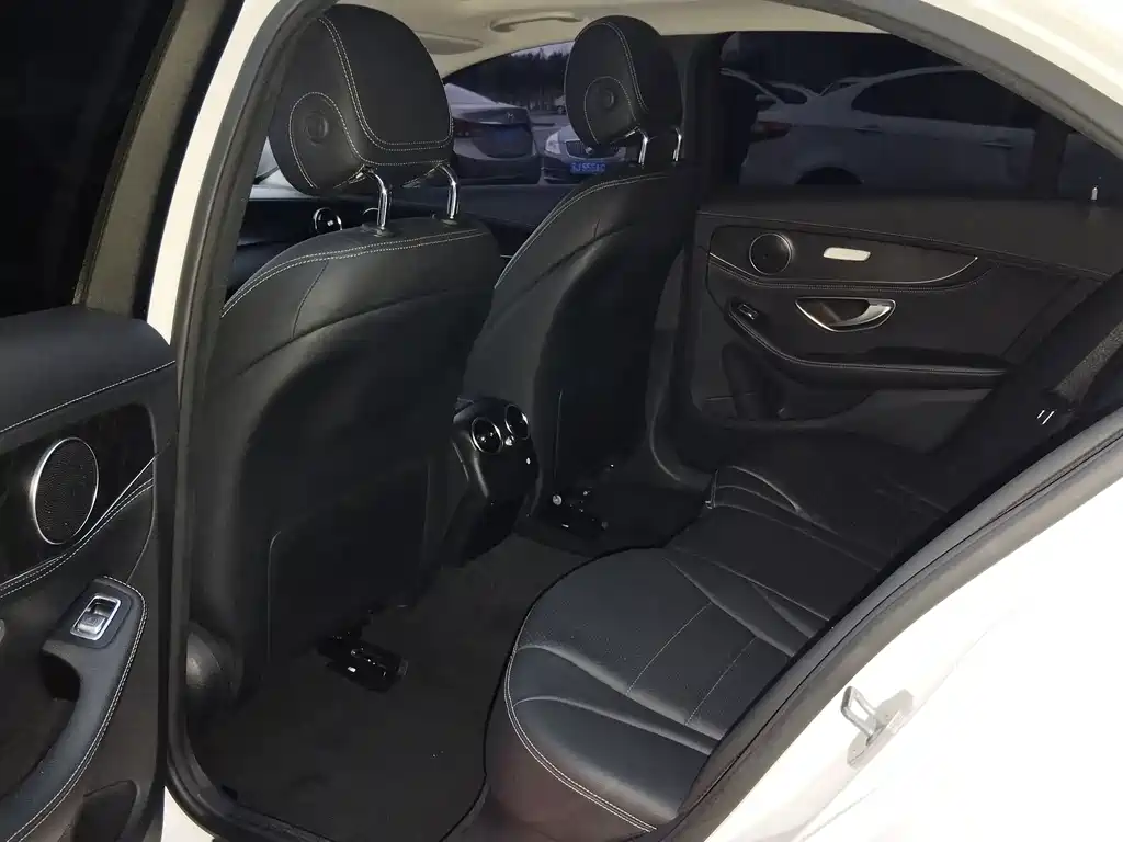 Mercedes-Benz C-Class 2018 — фото 8