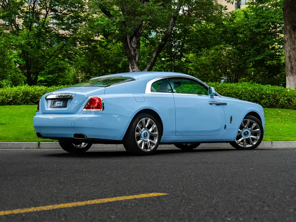 Rolls-Royce Wraith 2021 — фото 19