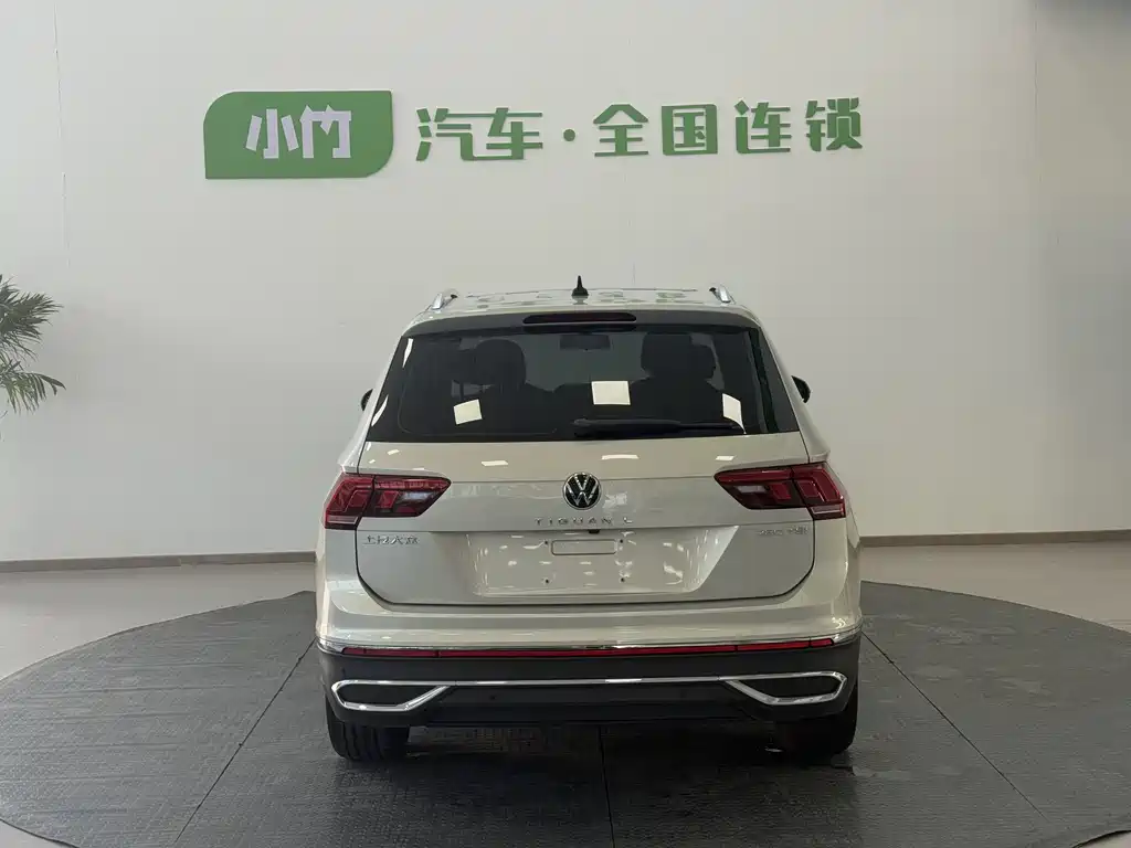 Volkswagen Tiguan L 2022 — фото 8