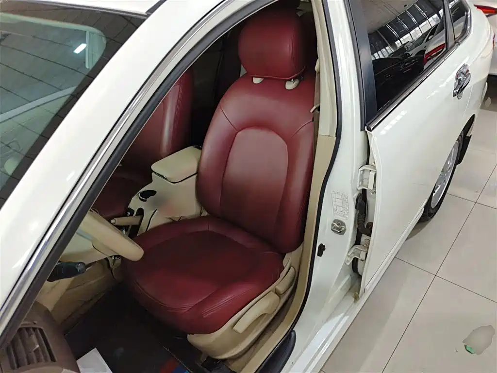 Nissan Sylphy 2017 — фото 15