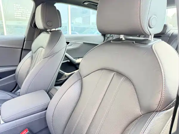 Audi A4L 2024