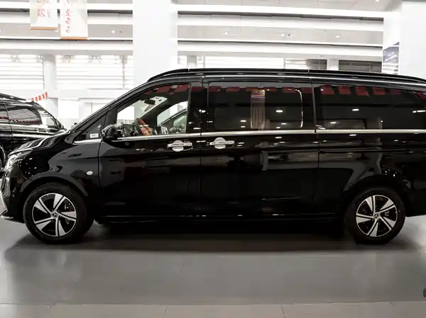 Mercedes-Benz Vito 2024