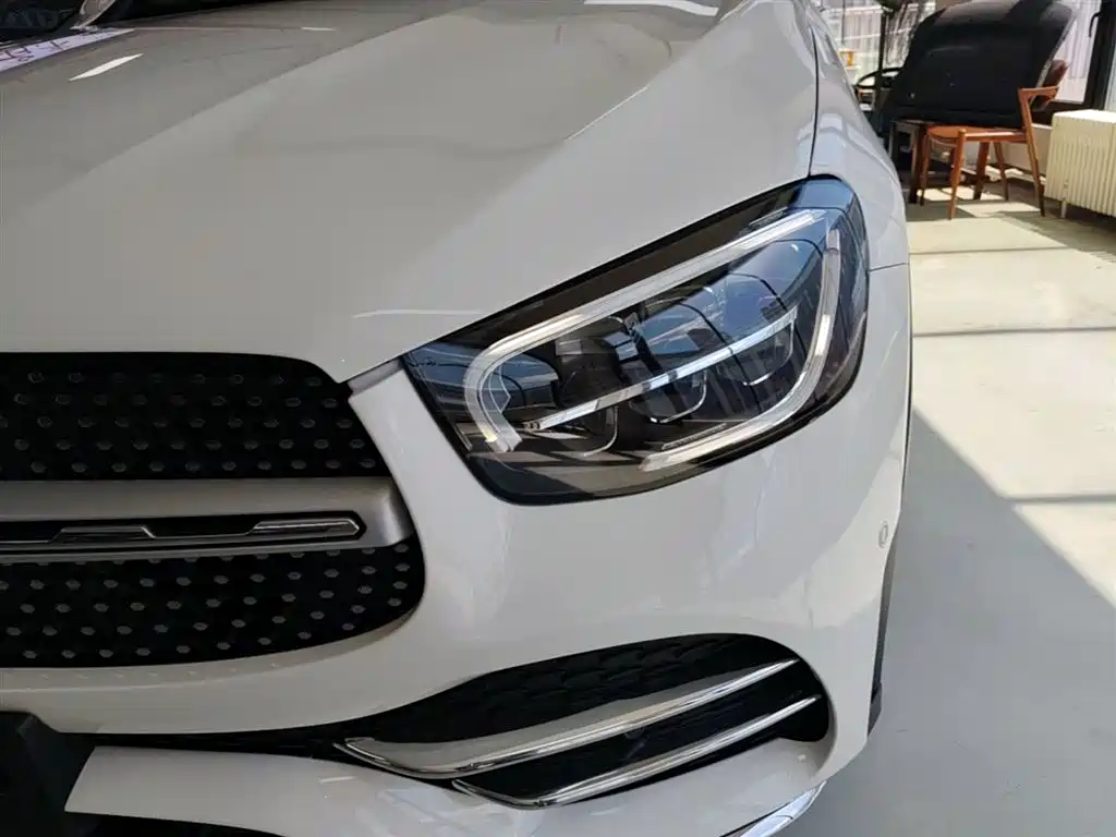 Mercedes-Benz GLC 2020 — фото 24