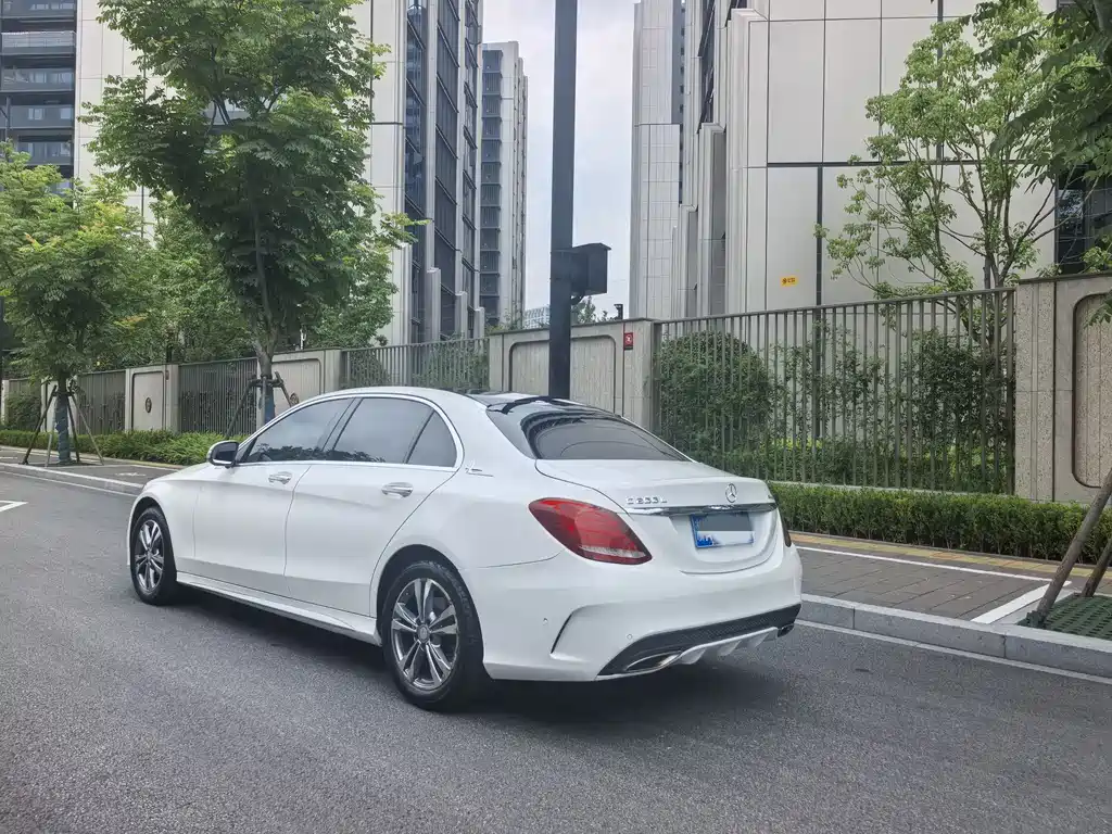 Mercedes-Benz C-Class 2015 — фото 6