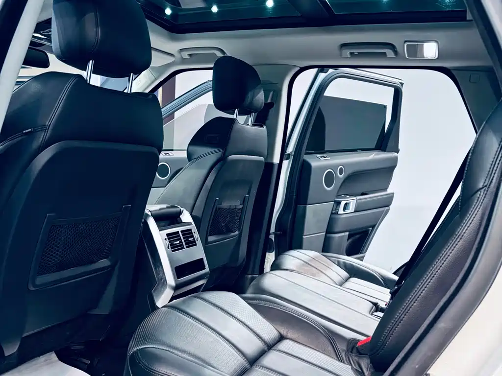Land Rover Sport 2016 — фото 12