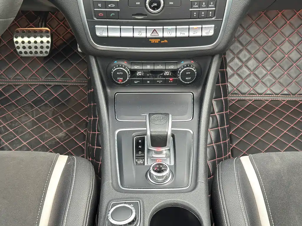 Mercedes-Benz CLA AMG 2019 — фото 38