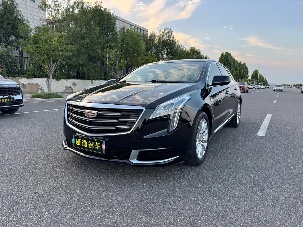 Cadillac XTS 2019 — фото 1