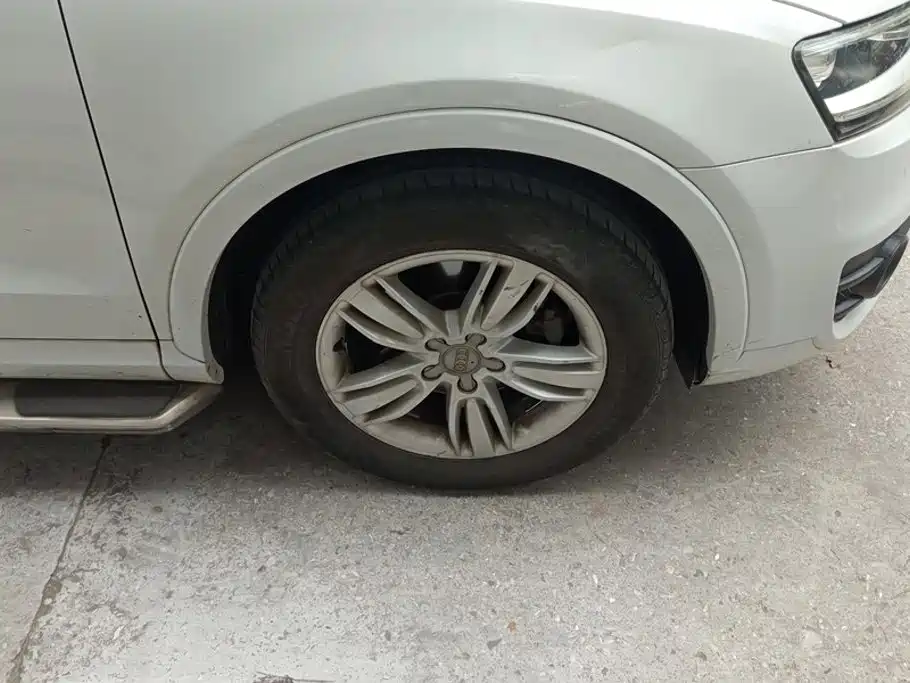 Audi Q3 2015