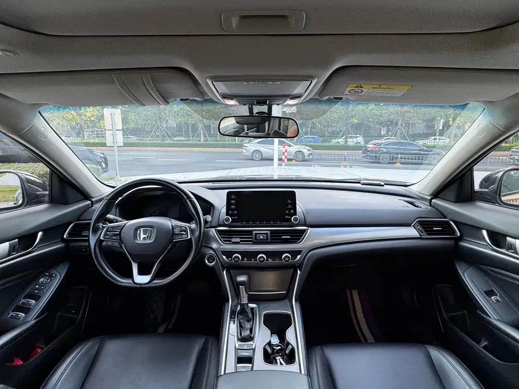 Honda Accord 2020 — фото 14