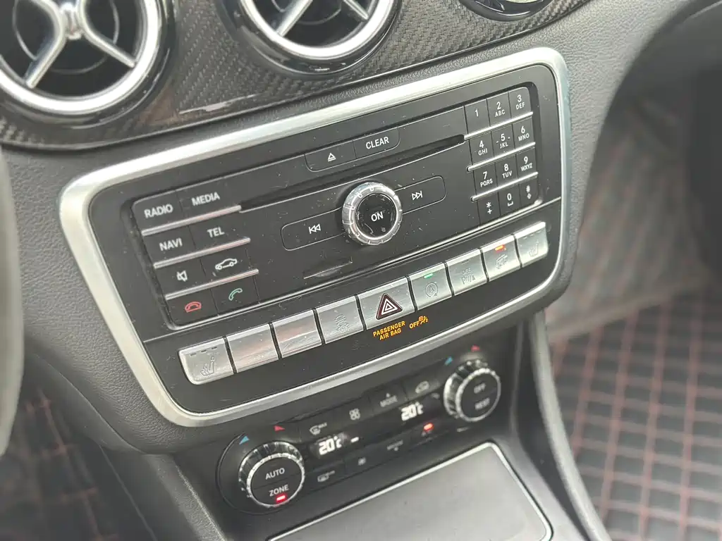 Mercedes-Benz CLA AMG 2019 — фото 27