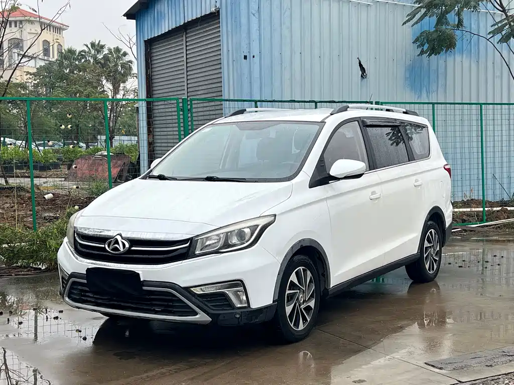 Changan Auchan A800 2017 — фото 1